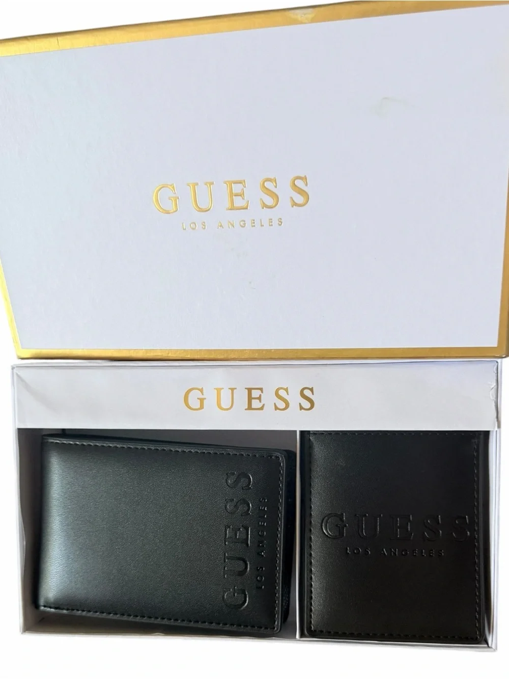 NWT 2 piece- GUESS Black Leather Bifold Wallet with Cardholder Set